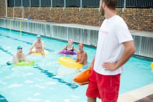 Lee más sobre el artículo ¿Es obligatorio contratar un socorrista en una piscina comunitaria?